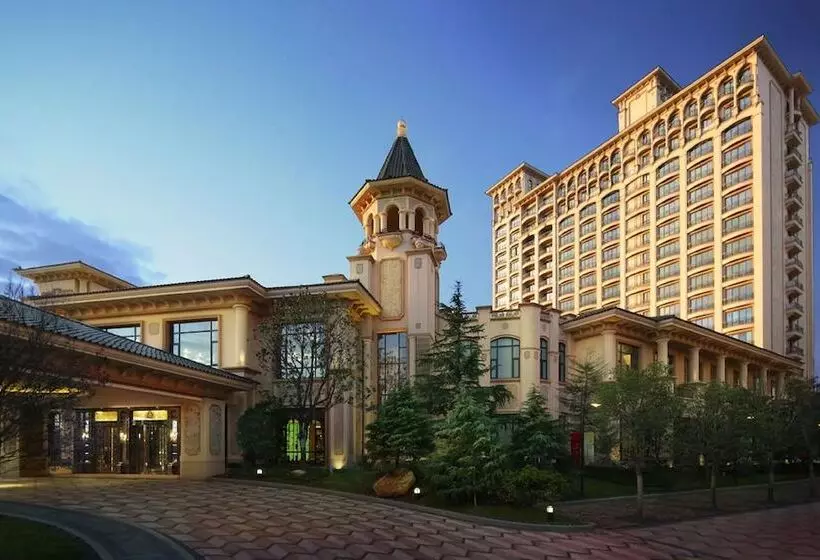 Chateau Star River Shanghai Minhang