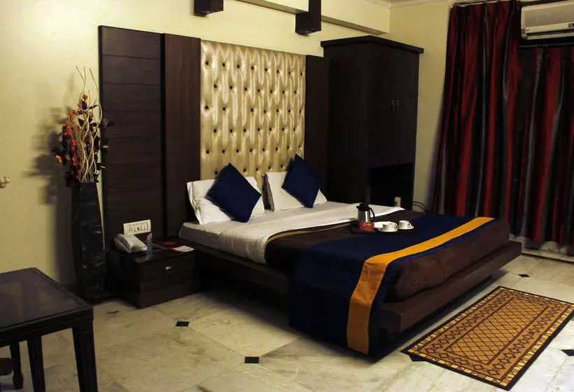 Oyo Rooms Paharganj Db Gupta Road 2