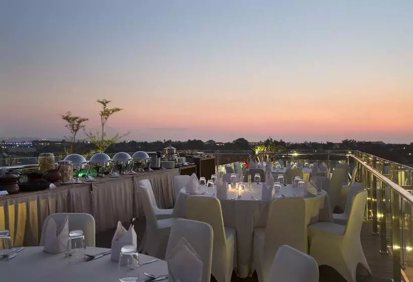 Fotos del hotel Santika Seminyak:  20