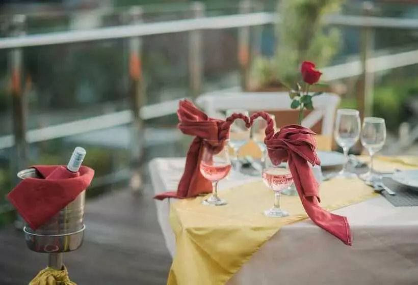 Fotos del hotel Santika Seminyak:  23