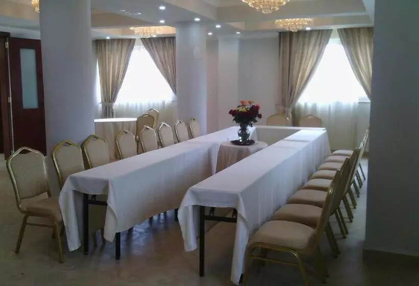 Fotos del hotel Addissinia:  13