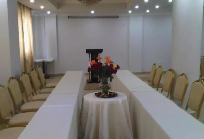 Fotos del hotel Addissinia:  5