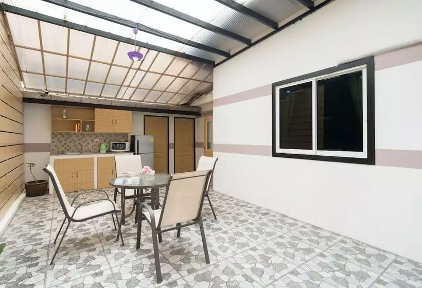 Fotos del hotel Royal Beach Residence:  2