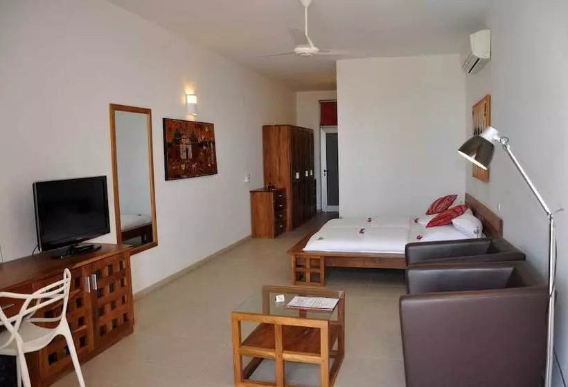 Fotos del hotel Leo S Beach  & Restaurant  Adults Only:  10