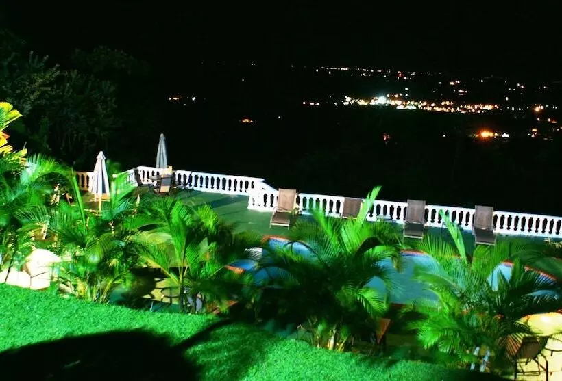 Fotos del hotel Greenlagoon Arenal Waterfall Villas:  7