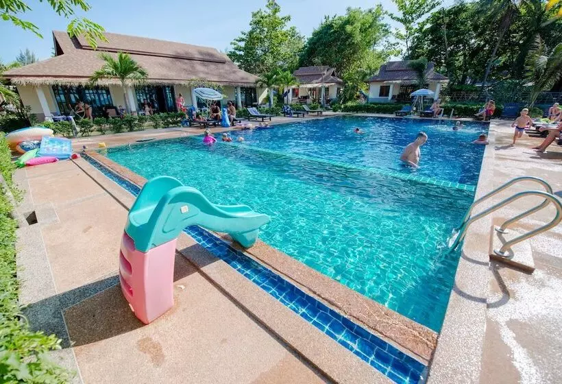 Fotos del hotel Banana Beach Resort:  2