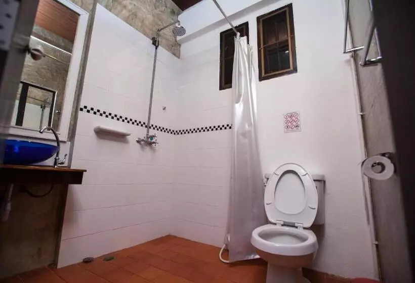 Fotos del hotel The Travellers Arms:  10