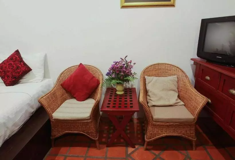 Fotos del hotel The Travellers Arms:  5