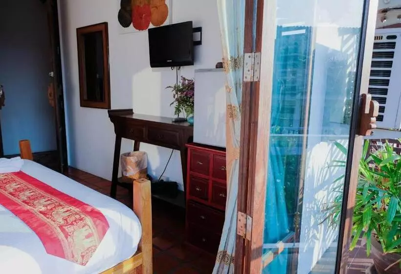 Fotos del hotel The Travellers Arms:  25