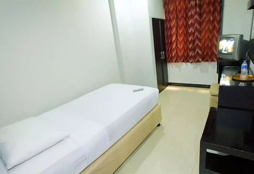 Fotos del hotel Celebes:  10