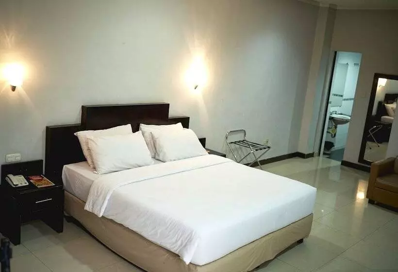 Fotos del hotel Celebes:  13