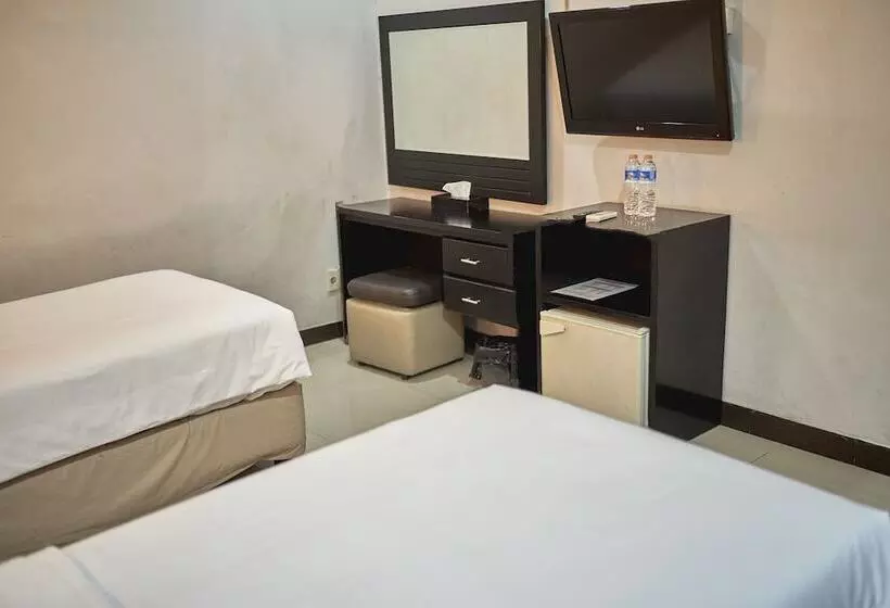 Fotos del hotel Celebes:  2