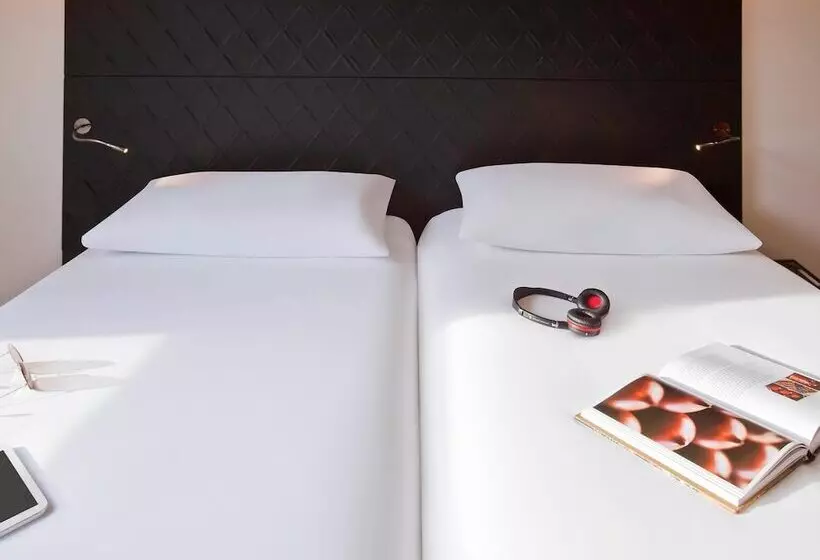 Fotos del hotel Ibis Styles Paris Buttes Chaumont:  13