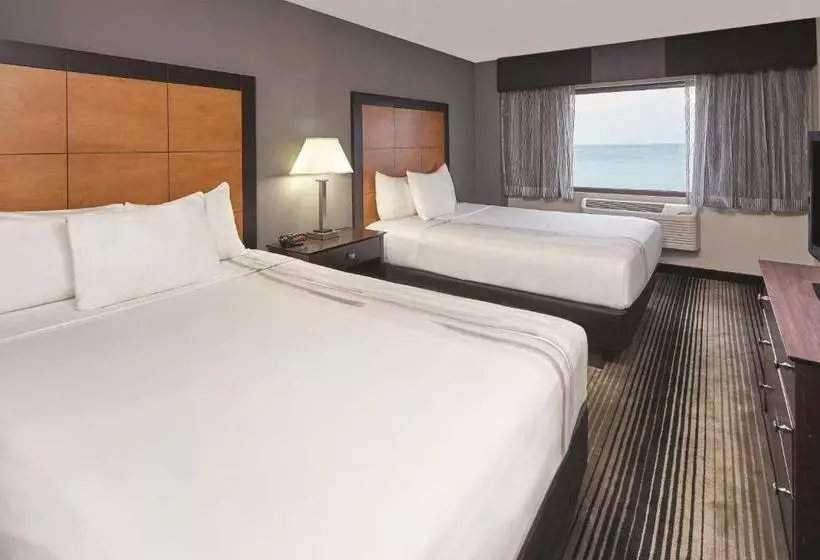 Best Western Plus Hyde Park Chicago