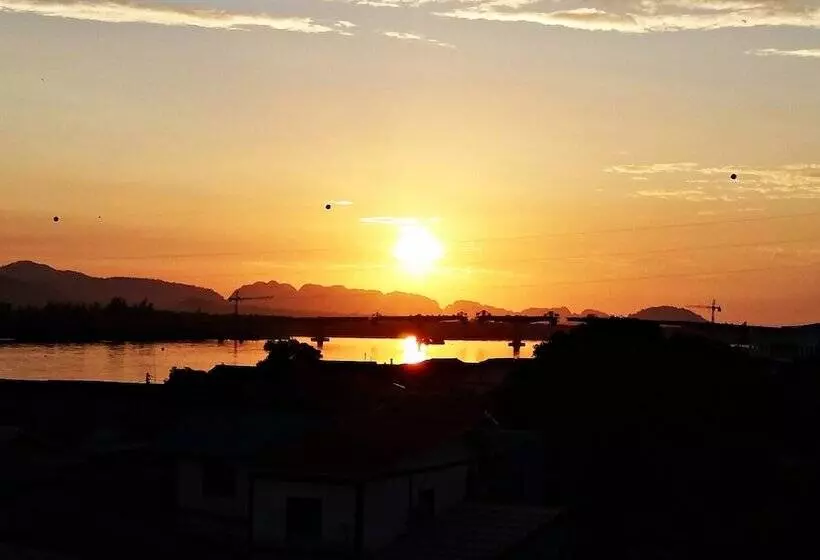 Fotos del hotel Aloha Lanta:  5