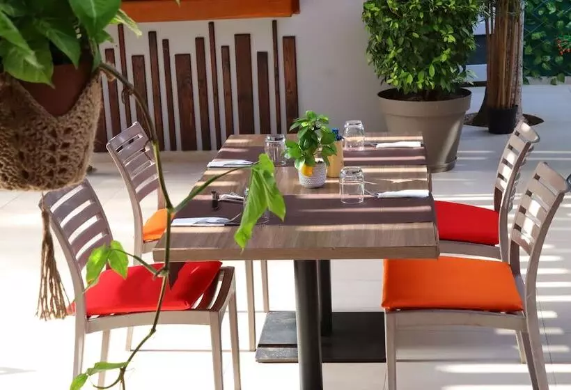 Fotos del hotel Airport Hotel Casino Du Cap-vert:  5