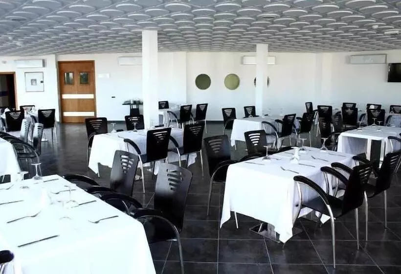 Fotos del hotel Hôtel Lyla Confort:  3