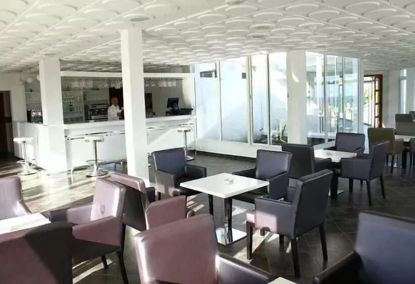 Fotos del hotel Hôtel Lyla Confort:  18