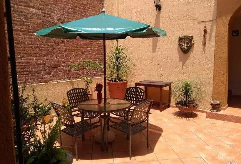 Fotos del hotel Casa Galeana:  11