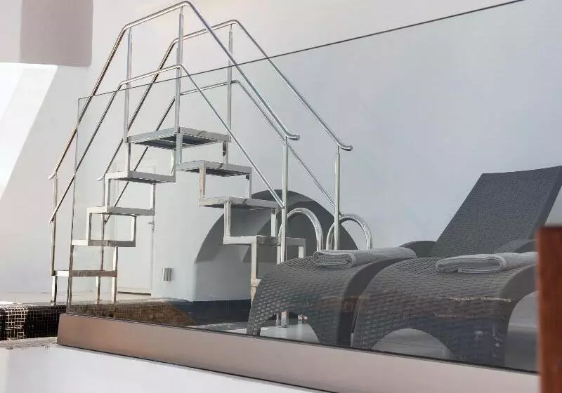 Fotos del hotel Daydream Luxury Suites:  4