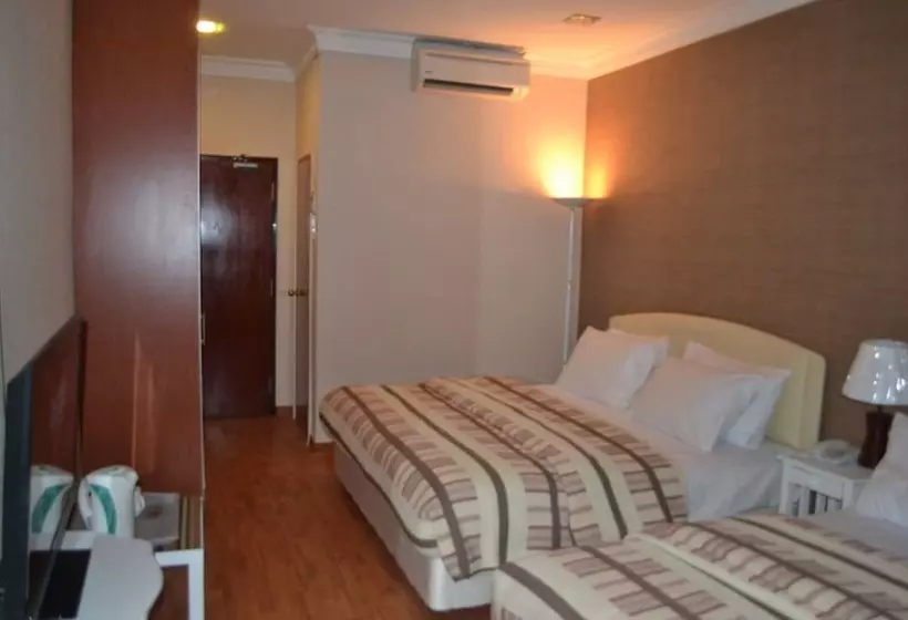 Fotos del hotel Golden Suites:  16