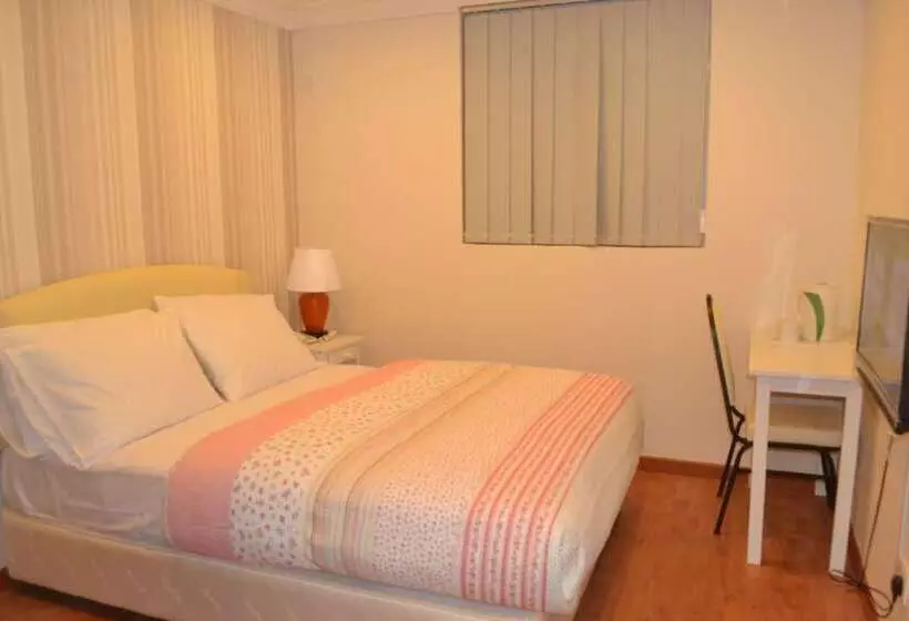 Fotos del hotel Golden Suites:  22