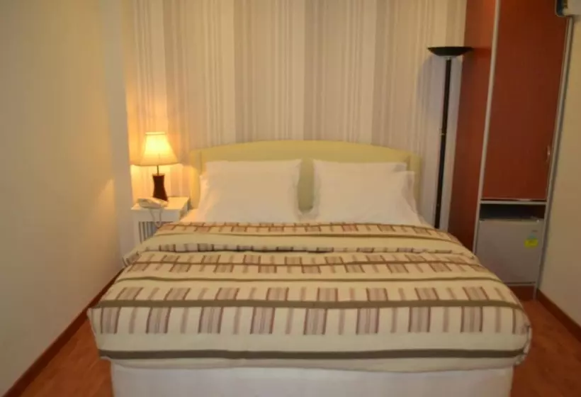 Fotos del hotel Golden Suites:  15