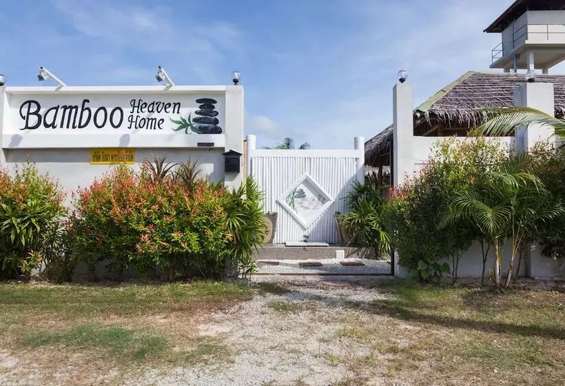 Fotos del hotel Bamboo Heaven Home:  19