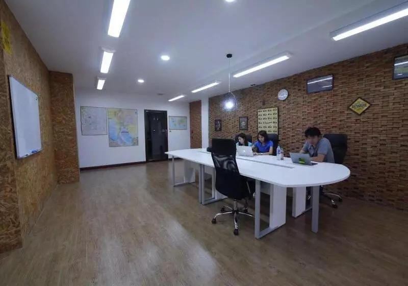 Fotos del hotel Basic Line  At Loikroh:  16