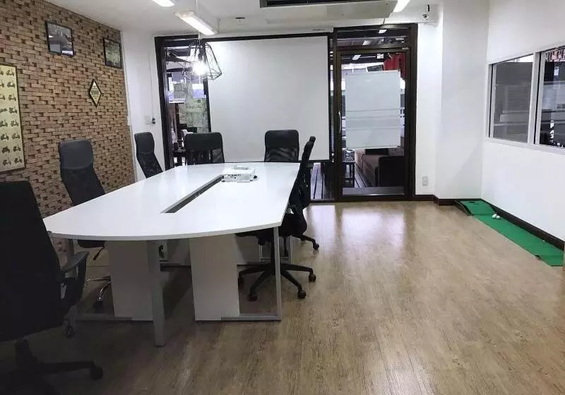 Fotos del hotel Basic Line  At Loikroh:  20