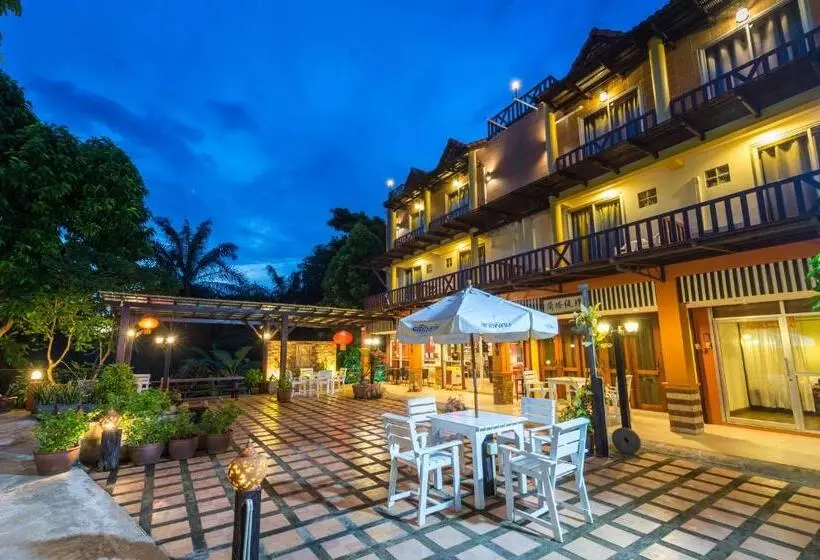 Fotos del hotel Lanta Thip House:  22