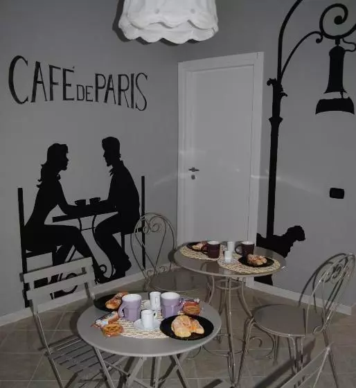 Fotos del hotel Metropolis Rooms&services:  2