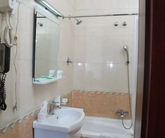 Fotos del hotel Debredamo:  7