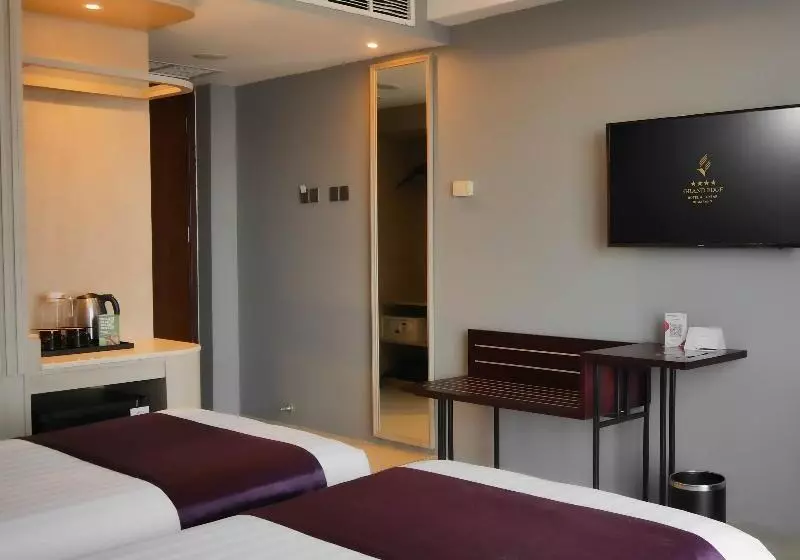 Fotos del hotel Grand Edge  Semarang  Chse Certified:  20