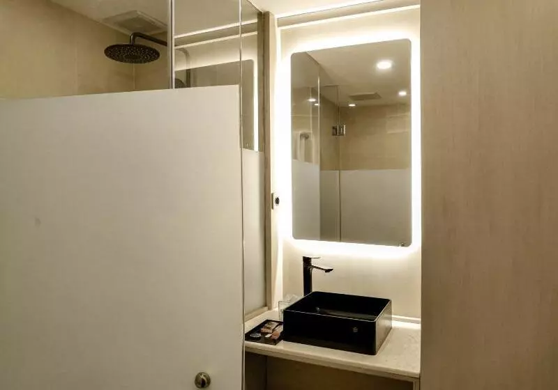 Fotos del hotel Grand Edge  Semarang  Chse Certified:  15