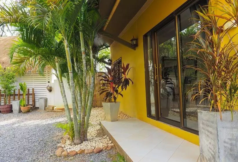 Fotos del hotel Escapecabins:  10