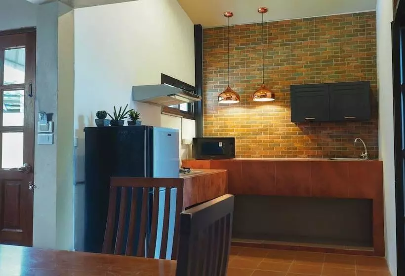 Fotos del hotel Escapecabins:  3