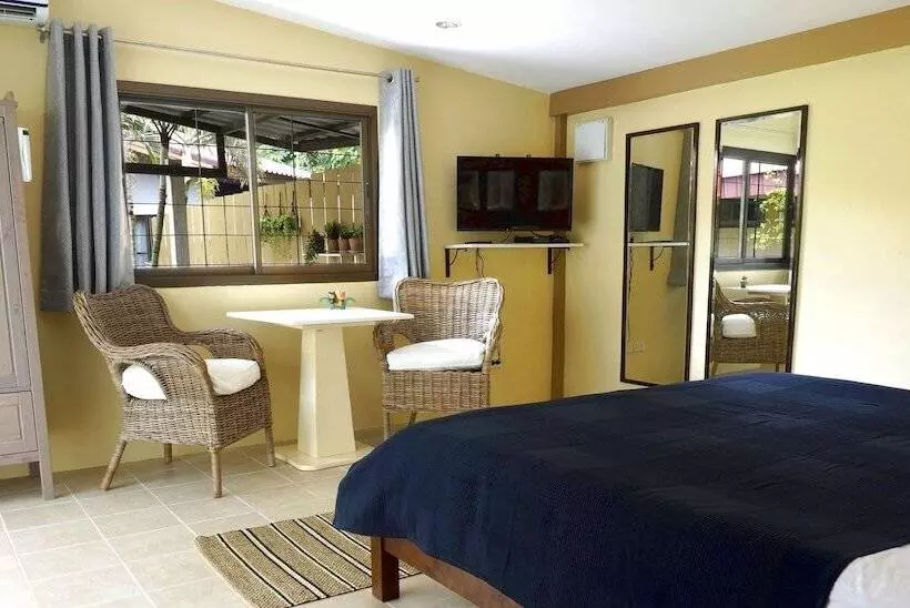 Fotos del hotel Escapecabins:  25