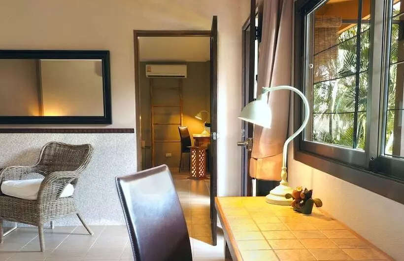 Fotos del hotel Escapecabins:  11