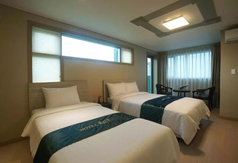 Fotos del hotel R&t:  21