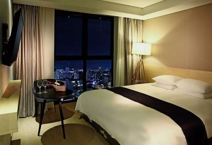 Fotos del hotel The One:  8