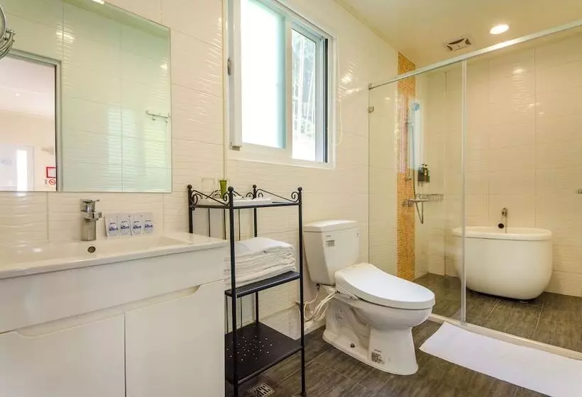 Fotos del hotel Butchard Villas:  6