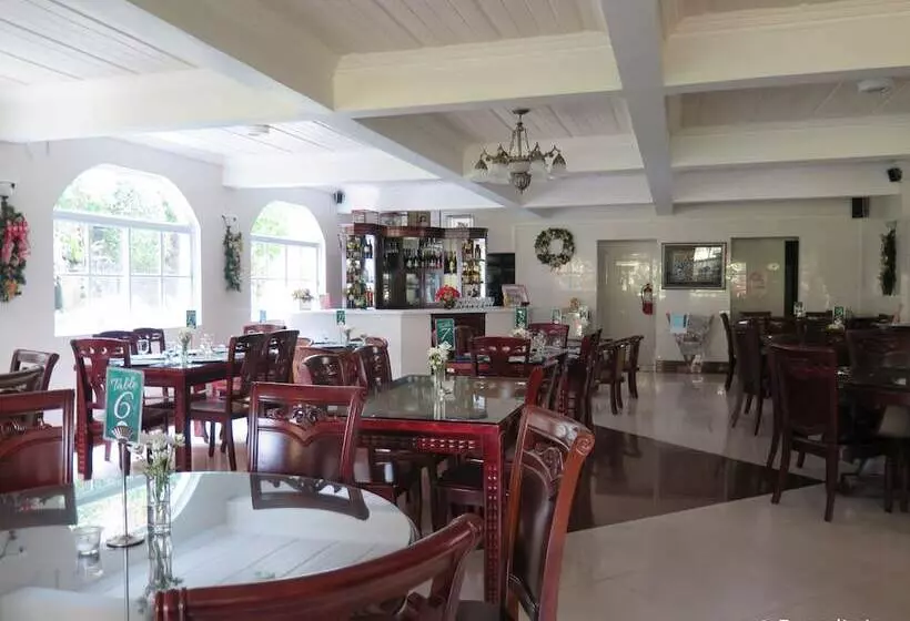 Fotos del hotel Emiramona Garden:  13