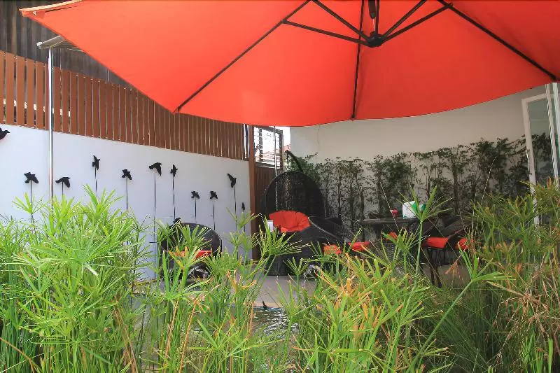 Fotos del hotel Le Lerts Living:  5