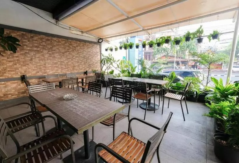 Fotos del hotel 88 Mangga Besar 62:  6