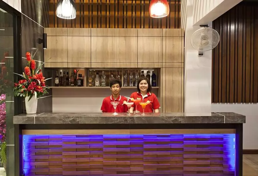 Fotos del hotel Paripas Patong Resort:  4