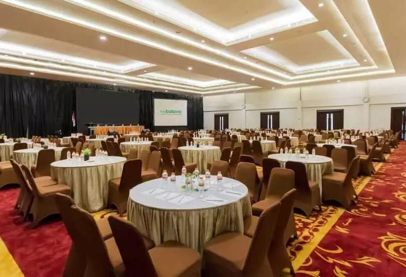 Fotos del hotel Ascent Premiere  And Convention:  17