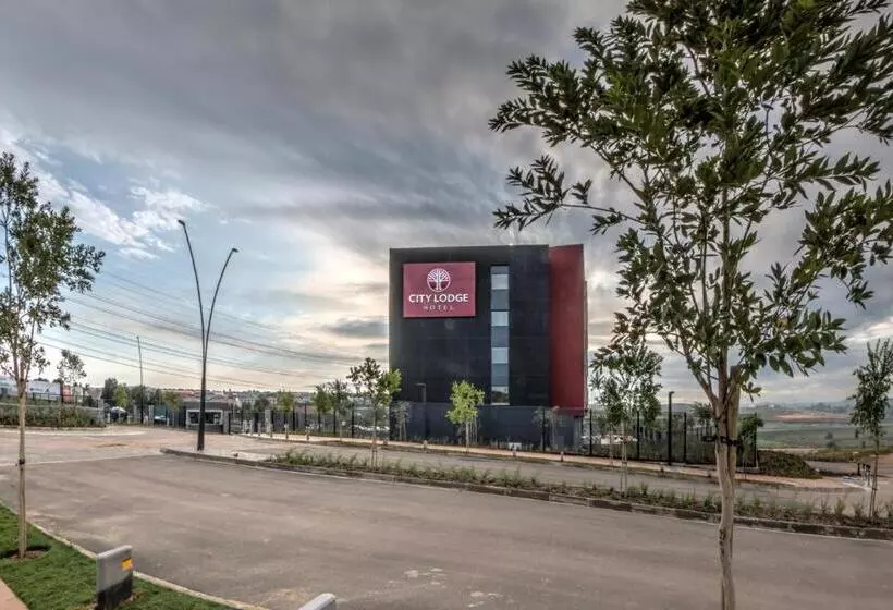 Fotos del hotel City Lodge  Waterfall City:  9