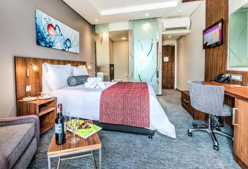 Fotos del hotel City Lodge  Waterfall City:  17