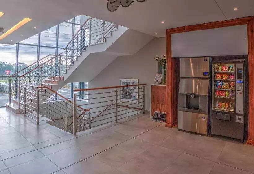 Fotos del hotel City Lodge  Waterfall City:  15